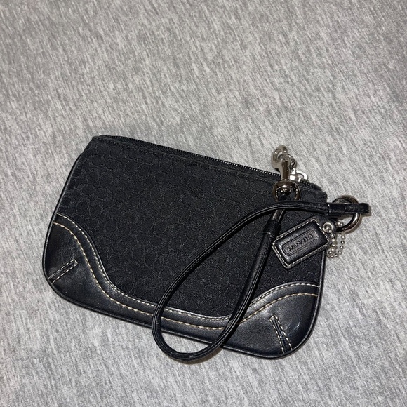 Wristlet - Picture 2 of 2